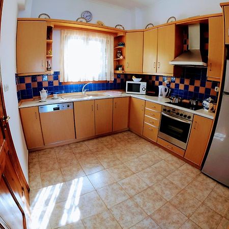 Korali Villa Сими Екстериор снимка