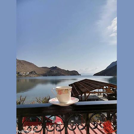 Korali Villa Сими Екстериор снимка