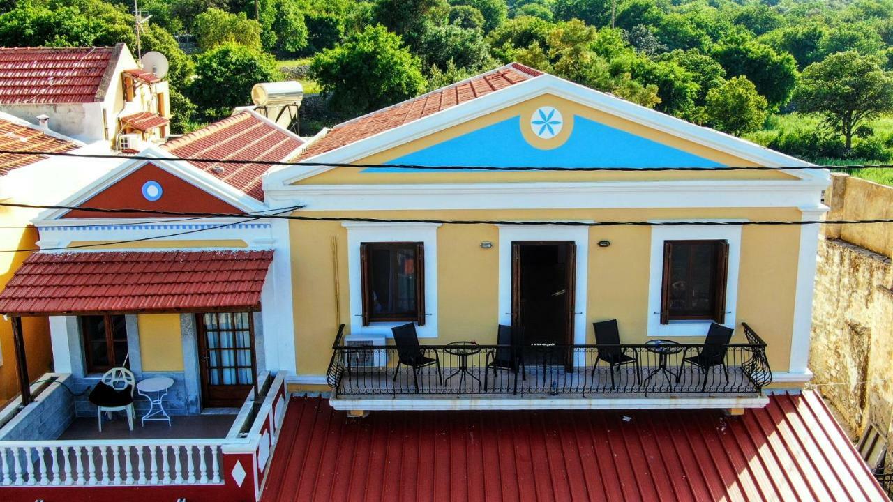 Korali Villa Сими Екстериор снимка